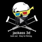 Filme Jackass 3D para olhar online, os caras são muito doidos, qualidade +/-.