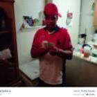 Faceburro: Ladrão estúpido coloca foto de roubo no Facebook