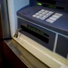 Cobra encontrada em caixa eletrônico de banco, na Espanha.