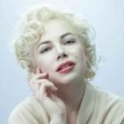 Michelle Williams Usa Enchimento de Bumbum Para Viver Marilyn Monroe 