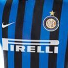 Inter de Milão mostra camisa da temporada 2011-2012