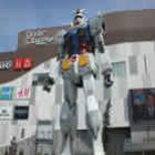 Réplica gigante de robô de anime japonês é exposto em Odaiba Japão 
