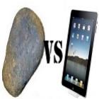Comparação de uma pedra com o Ipad