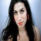 Amy Winehouse de frente com a morte