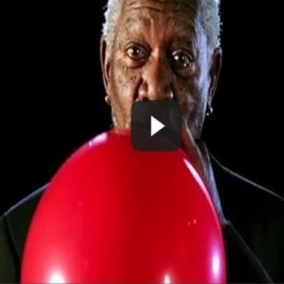 Morgan Freeman + balão de hélio