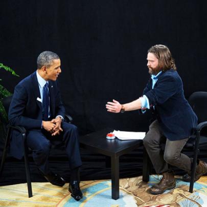 Zach Galifianakis (Se beber não case) entrevista o presidente Obama