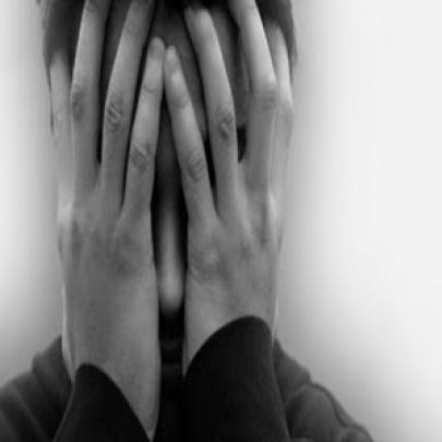 Esquizofrenia: delírios, perseguição e confusão mental