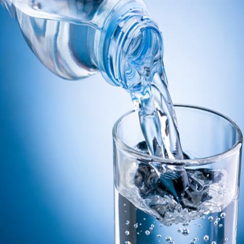 10 Benefícios da água para seu organismo! Alivia a dor de cabeça!!!