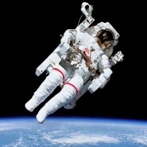 Quanto ganha um astronauta?