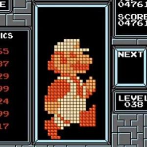Algoritmo que mostra personagens de games famosos no Tetris