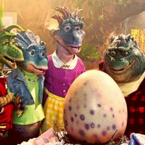 A Família Dinossauro: Quem eram os atores por trás dos personagens?