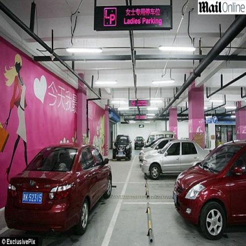 China tem Estacionamento só para Mulheres
