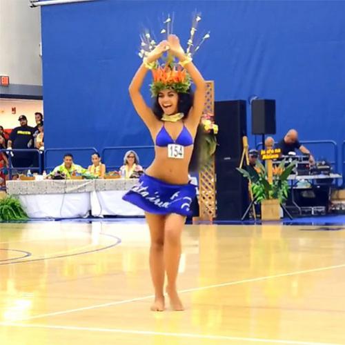 Hura Tahiti confira a compeã de 2015 que conquistou a web