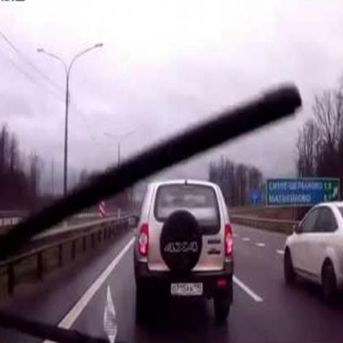 Caso raro: primeiro acidente de trânsito que não da em briga na Rússia