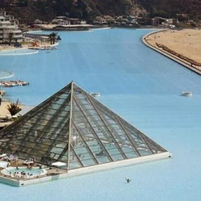 Veja a maior piscina do mundo
