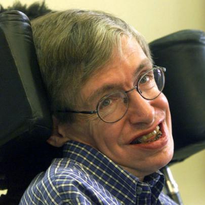 Stephen Hawking alerta sobre os perigos da inteligência artificial