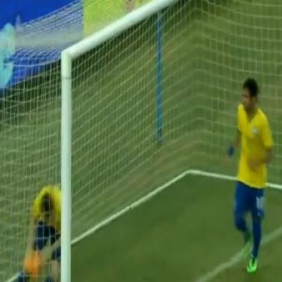 Hilário! Galvão Bueno se distrai e não vê o gol da seleção brasileira!