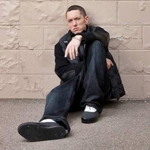 Eminem divulga seu novo vídeo clipe, 