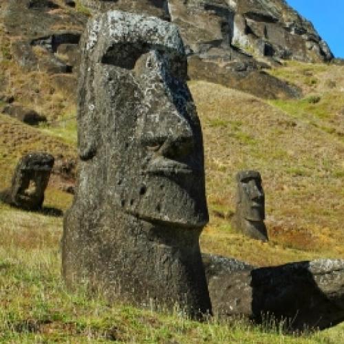 8 fatos e teorias fascinantes sobre a Ilha de Páscoa