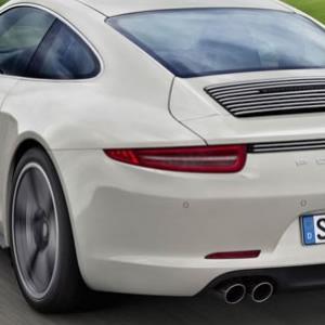 Porsche 911 ganha edição comemorativa de 50 anos.