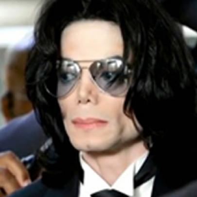 Prova que o astro do pop o cantor Michael Jackson não morreu