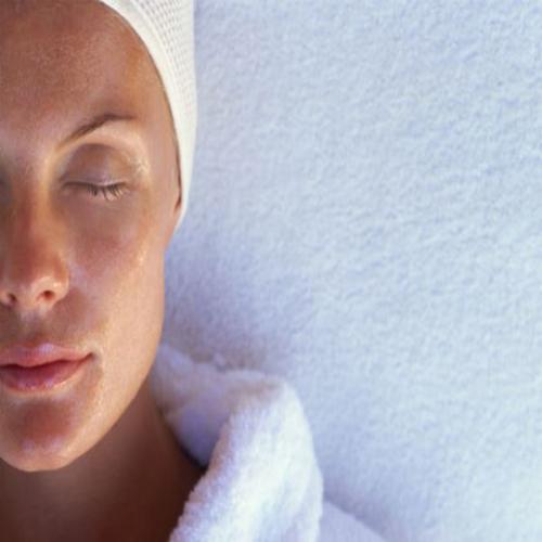 Limpeza de pele: o tratamento que extermina cravos e milium 