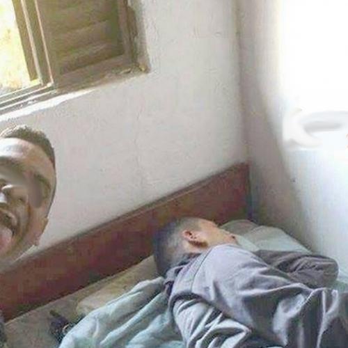 Selfie com o meliante dormindo