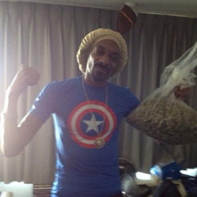 Snoop Dogg posta meio quilo de maconha no Instagran