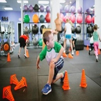 Exercícios físicos ajudam as crianças a se saírem melhor nos estudos