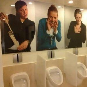 Minhas teorias - o nível de higiene dos banheiros de aeroportos