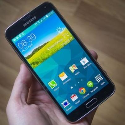 O Samsung Galaxy S5 não é muito diferente do Galaxy S4