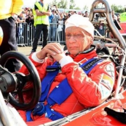 Niki Lauda volta ao volante da Ferrari 312T2