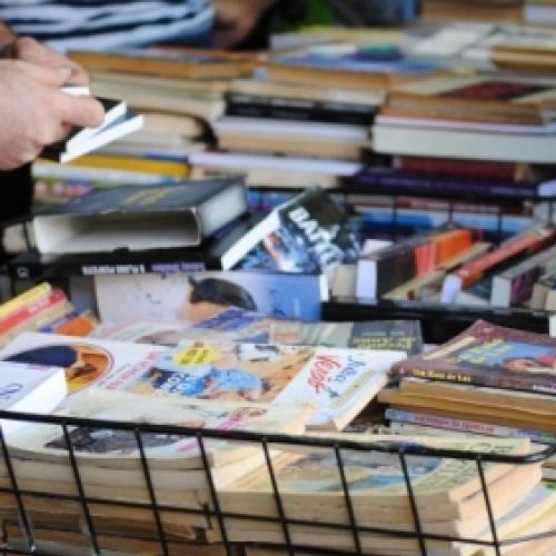 Brasileiros mostram preferência pela compra de livros usados