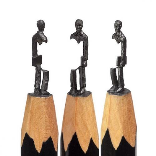 Artista faz esculturas na ponta de um lápis #2