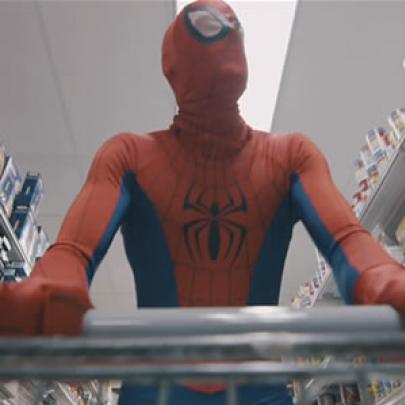 Pq o Homem Aranha não pode ir as compras?