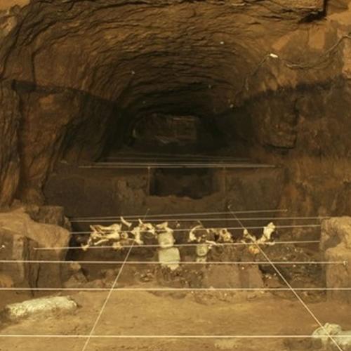 Túnel escondido há 1800 anos revela tesouro arqueológico em Teotihuaca