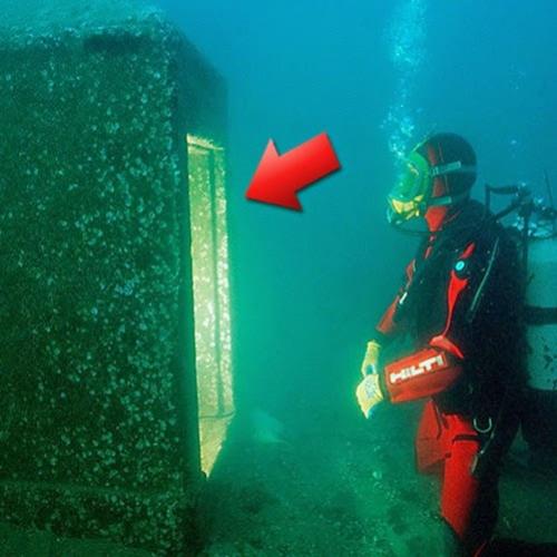 O que os cientistas descobriram no oceano parece...