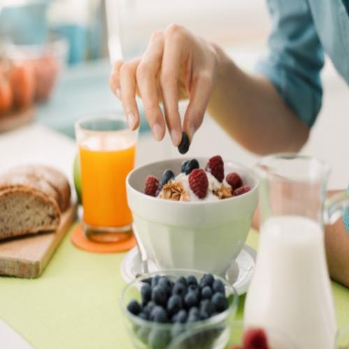Veja 6 hábitos de café da manhã que ajudam a perder gordura da barriga