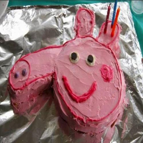 Os piores bolos feitos da Peppa Pig
