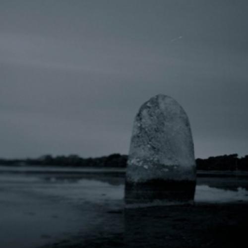 Luar ilumina monumentos de rocha 'espirituais' em projeto de fotos