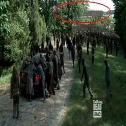 The Walking Dead - Terceiro episódio, terá horda com 7.500 walkers!