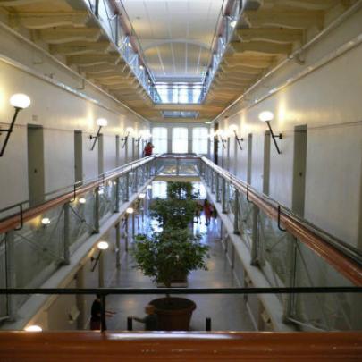 Com queda no número de detentos, Suécia fecha quatro prisões