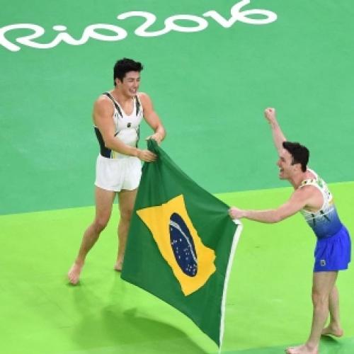 Brasil faz dobradinha na ginástica com diego hypolito e arthur nory