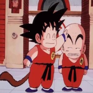 Goku trollando Kuririn