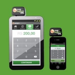 PagSeguro lança leitor de cartão de crédito para aparelhos móveis