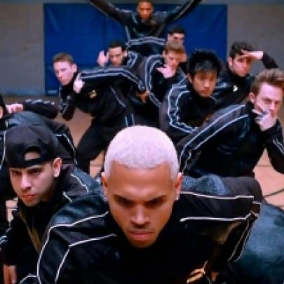 Chris Brown em 'A Batalha do Ano'. Super competição de breakdancing.