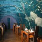 Restaurante submerso nas ilhas maldivas 