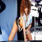 “Quanto mais eu fico nua, mais confortável eu me sinto”, diz Rihanna  