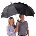 Conheça dualbrella, um guarda chuva para casais!