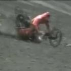 É assim de se desce um morro de bike!!! (video)